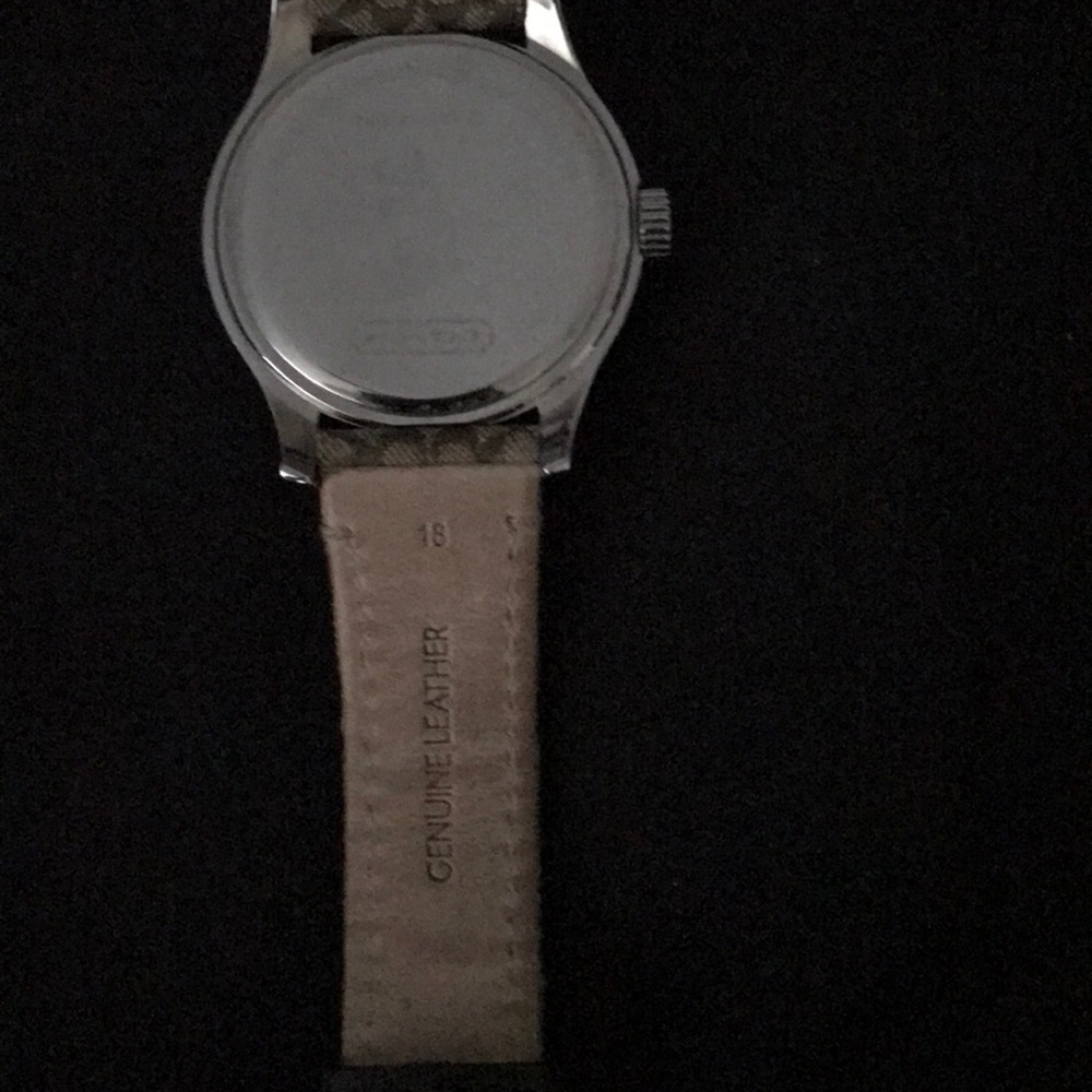 Coach watch - Picture 5 of 5